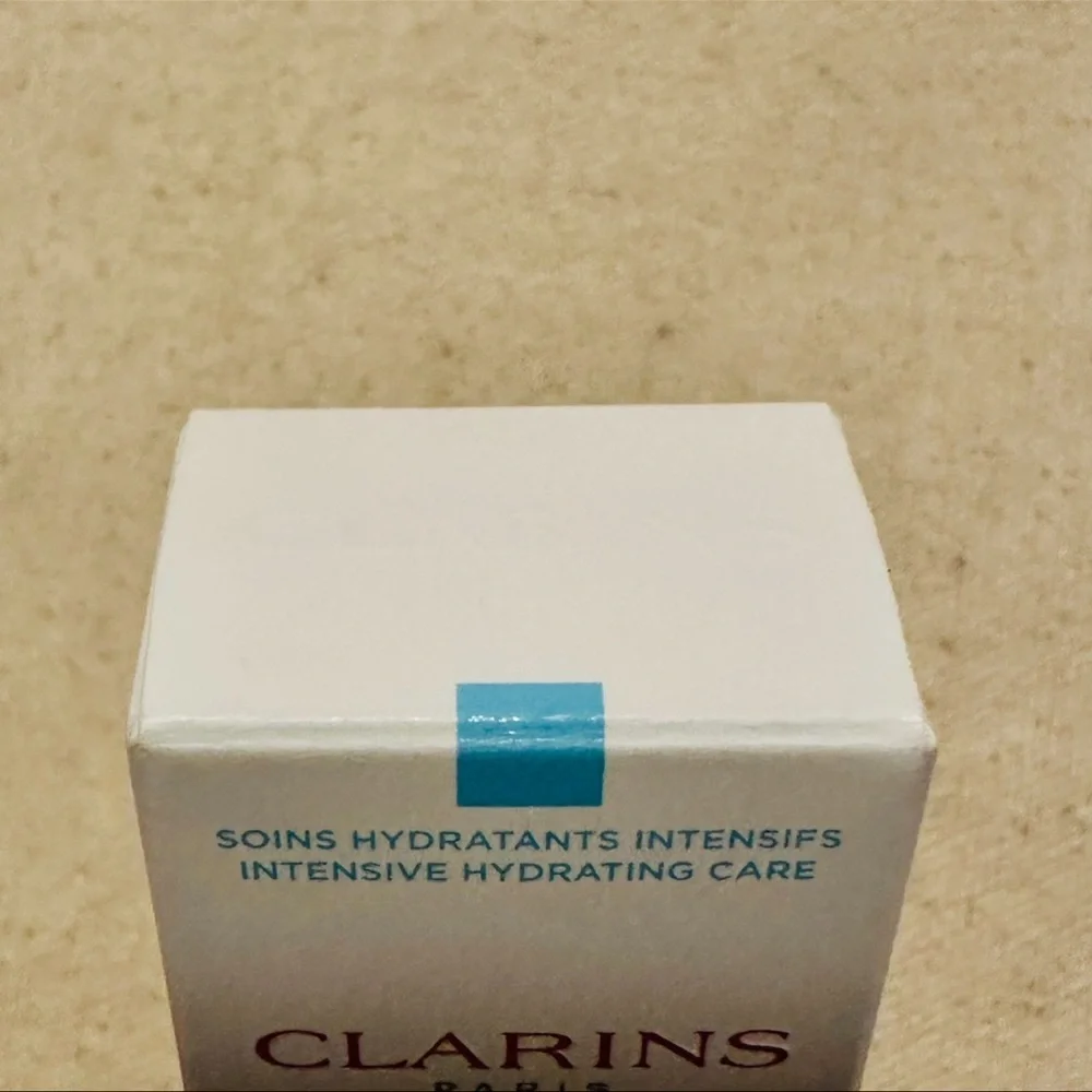 Clarins | Lip Balm | Hydra-Essentiel Moisture Replenishing Lip Balm